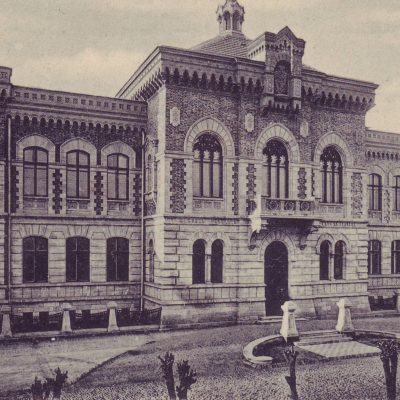 Clădirea fostului gimnaziu pentru fete fondat de principesa N. G. Dadiani